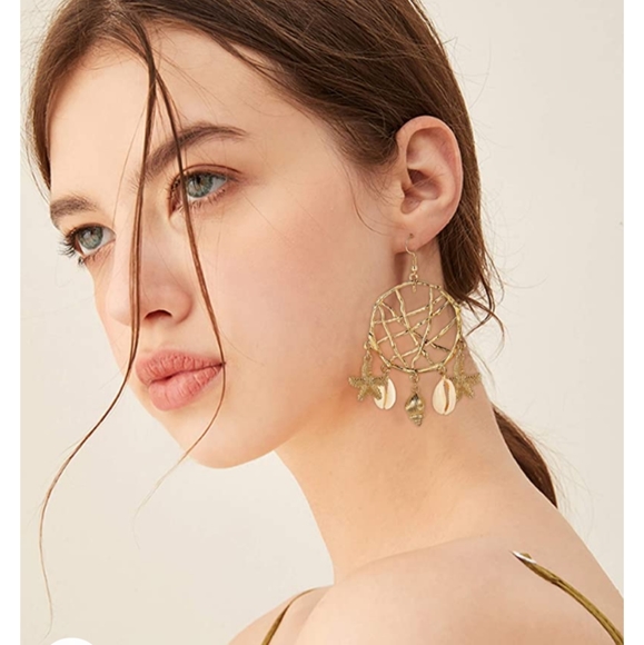 4 Pairs Gold Plated Hoop Earrings for Women - Picture 2 of 4